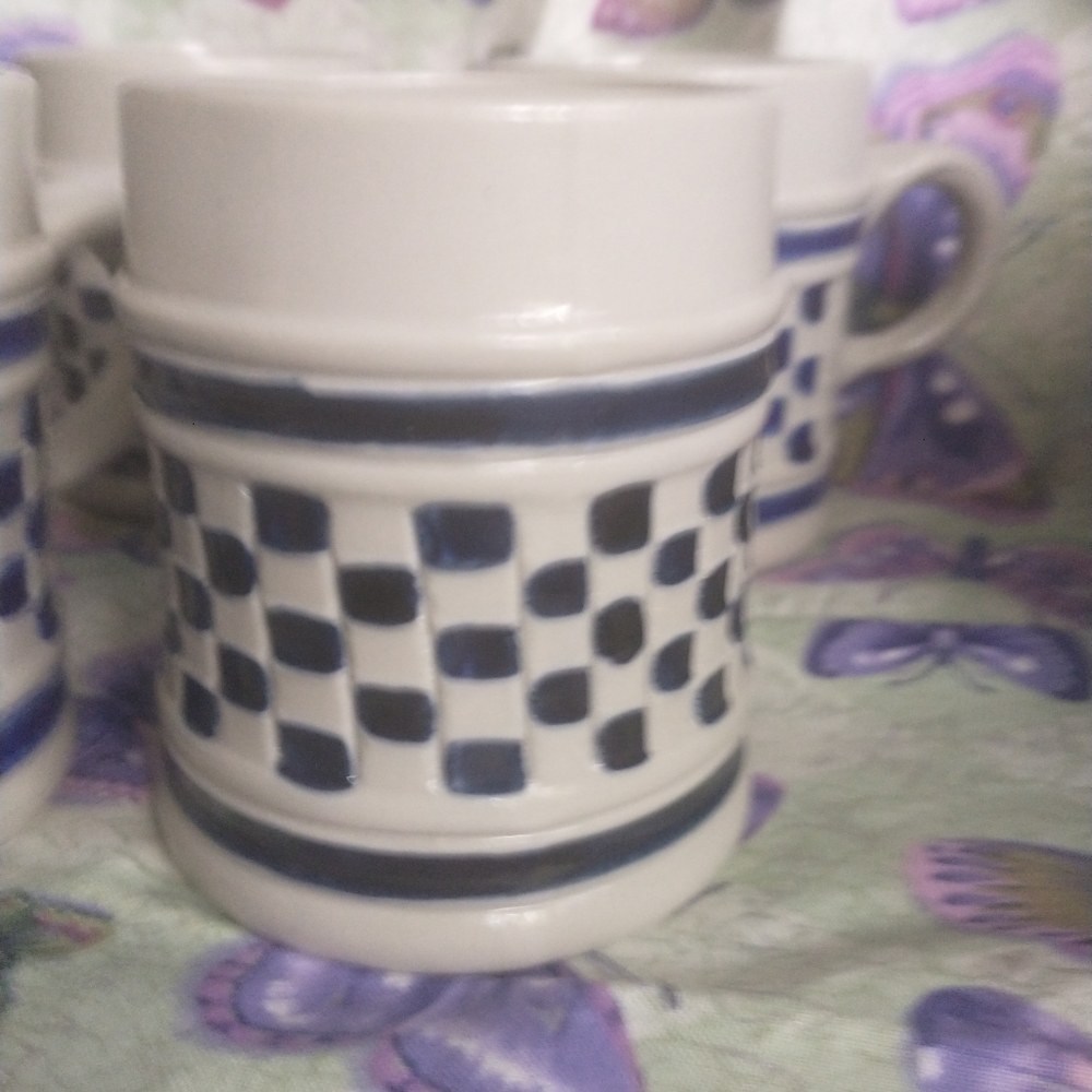 5 SPECTACULAR WILLIAMSBURG SALT GLAZED MUGS